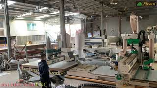 Dùng máy in tem tự động kết hợp với máy cắt cnc Holztek Pro-R4F