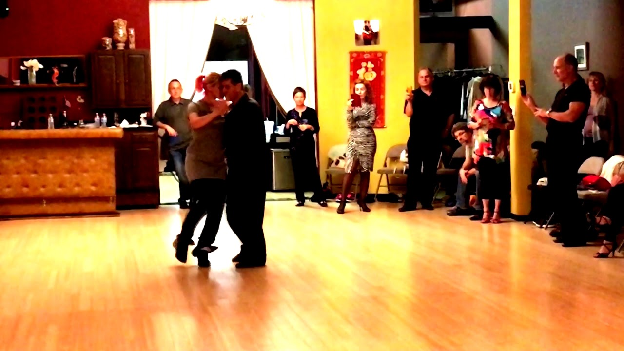 Eddy Hernandez & Tamara Bisceglia (9), ITT Vals (Tango-waltz) "Exploring the crossed system"