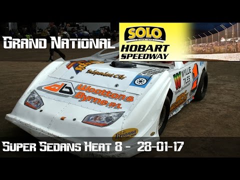 Super Sedans Heat 8 - Grand National - Hobart Speedway 28-01-17