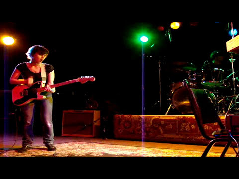 4/22 Kaki King - Pull Me Out Alive @ Belly Up Tavern, Solana Beach, CA 05/23/10