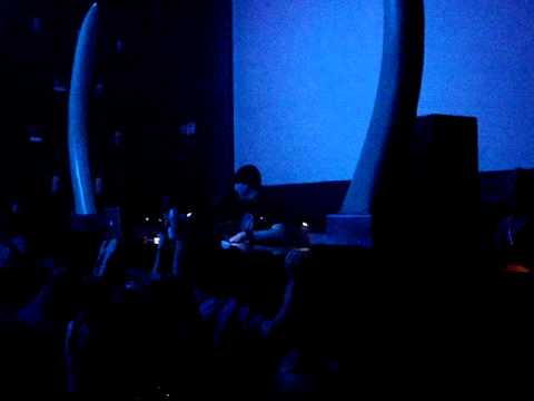 Pryda Live at Set (03/28/10) "Daft Punk vs. New Order/Juletider"