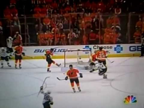 Flyers take game 3 of first round against Penguins 6-3    4-19-09
