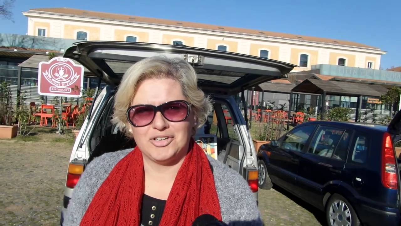 The Car Boot Market in Rome: 