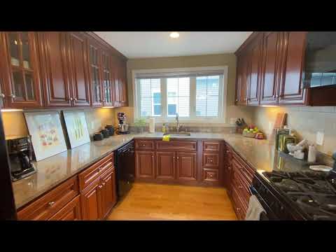 28 Coolidge Hill Rd. Watertown, MA - 2 bed, 2 full bath Luxury Condo - Central AC, Parking, Laundry