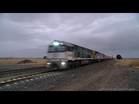 6MA5 Pacific National Container Train With NR85 AN9 AN7 (4/1/2019) - PoathTV Australian Railways