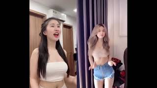 Hot girl và cô giáo - bạn chọn ai