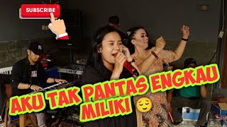 Download lagu HENDAKLAH CARI PENGGANTI- NITA LIVE MUSIC#dangdutkoplo#adella#pongdut mp3