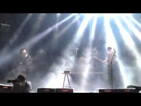 The Greatest Handshake @ Mezz Breda