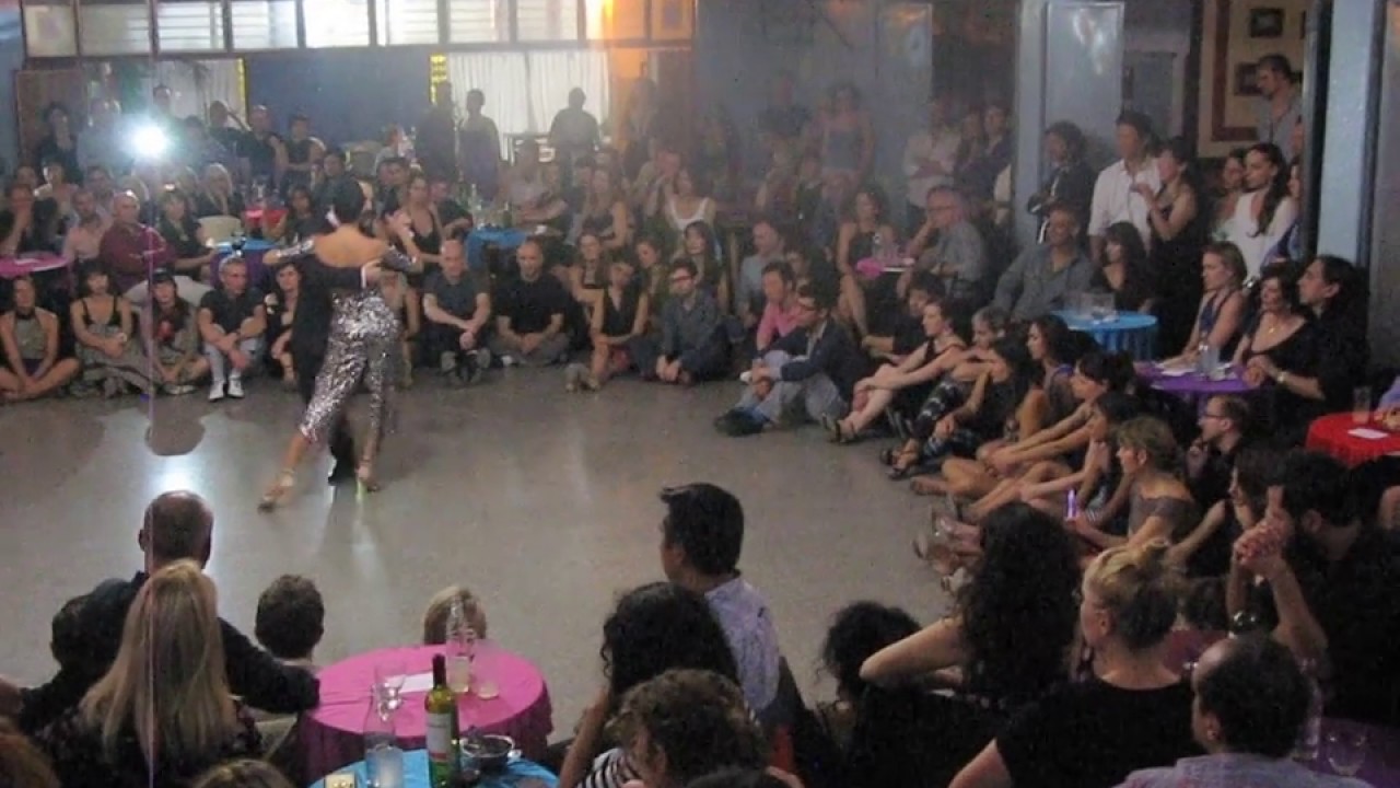 JAVIER RODRIGUEZ y MOIRA CASTELLANO en Viva La Pepa! Milonga (4/4)