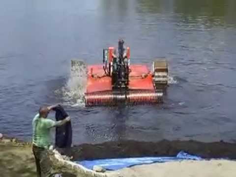 Hydroraking at Lake George in Mass