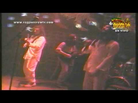 Gondwana - Revolution (cover Dennis Brown) @ Ciclo Reggae 1997 www.reggaecrewtv.com video thumbnail