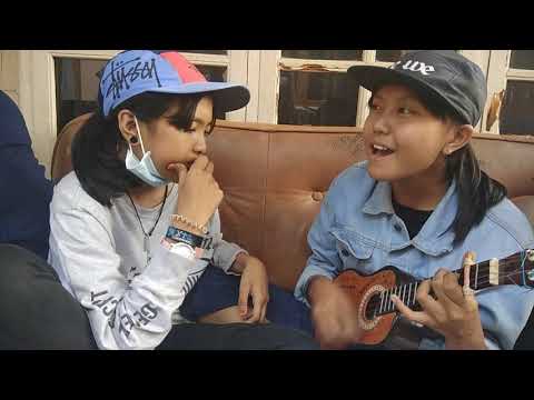download lagu mp3 mp4 Lagu Genting Lina, download lagu Lagu Genting Lina gratis, unduh video klip Lagu Genting Lina