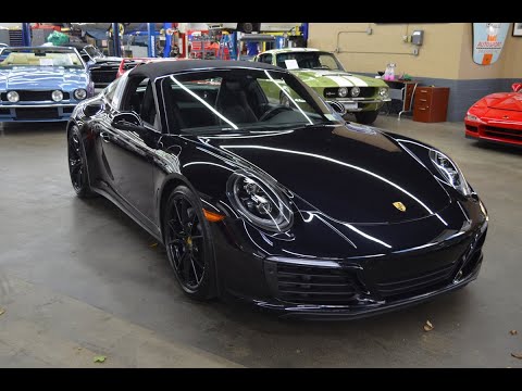 2017 Porsche 911 (CC-1419210) for sale in Huntington Station, New York