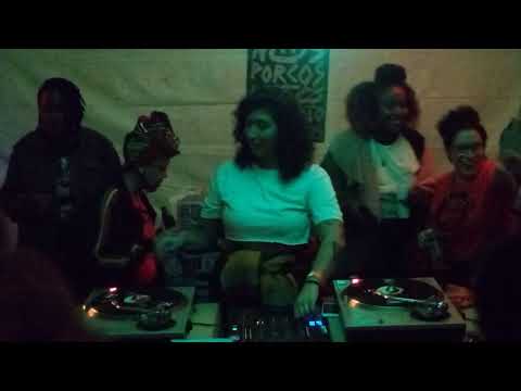 Feminine Hi Fi(Lovesteady)feat.Laylah Arruda & Mis Ivy - Virada Cultural 2018 - Expandindo Mentes