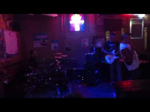 Los Loco Locals - The Beer Song SPI, TX 2011