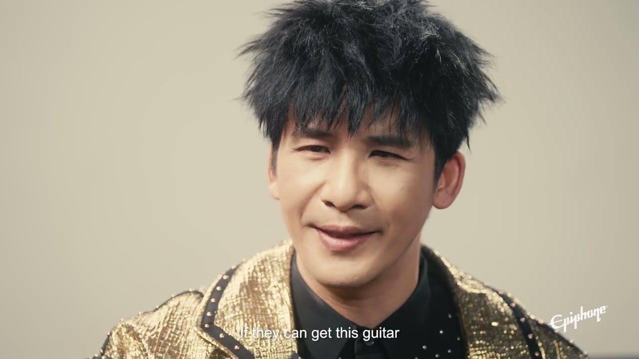 大张伟介绍他的签名款木吉他英文字幕版 - YouTube