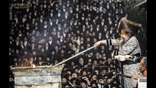 Bobov Rebbe 45 in Miron - האדמו''ר מבאבוב 45 מדליק את מירון