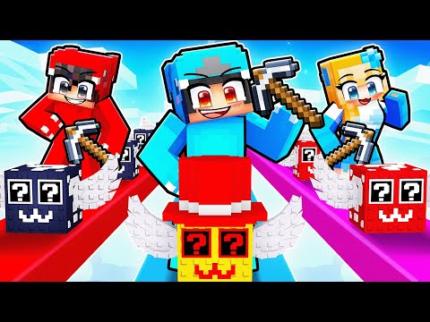 Playing an ADMIN BRAINROT LUCKY BLOCK RACE In Minecraft!