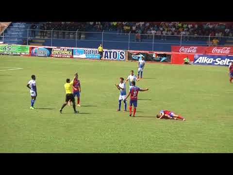 Video Antifútbol: Oscar Santis (Suchitepéquez) Clausura 2018 Jornada 06