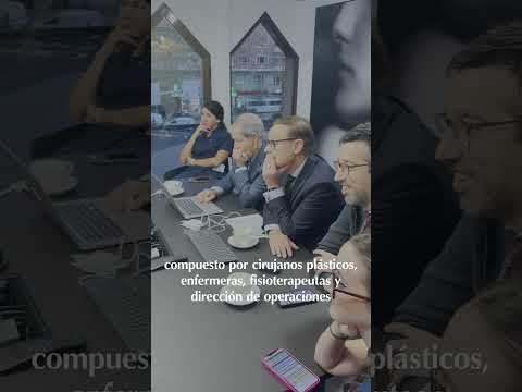 Sesión clínica de cirugía estética