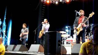 Ben Harper &amp; Relentless7 &quot;Lay There &amp; Hate Me&quot;