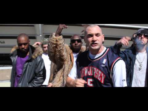 Mac Marginal NVC33 (Videoclip Officiel de L'Album L'3chapatoir3)