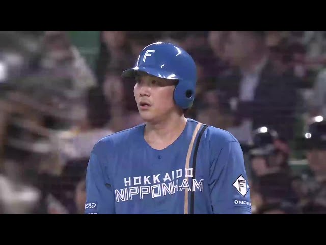 【5回裏】好調ぶりを発揮!! ファイターズ・伏見寅威 センター前へ抜けるタイムリーヒット!! 2025年5月27日 福岡ソフトバンクホークス 対 北海道日本ハムファイターズ