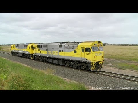 QUBE 8030 & GML10 Light Engines - PoathTV Australian Trains & Railways