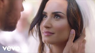 Kadr z teledysku Tell Me You Love Me tekst piosenki Demi Lovato