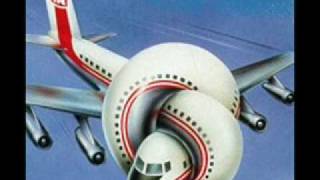 Rolo Tomassi - I Love Turbulence (Three Trapped Tigers Remix)