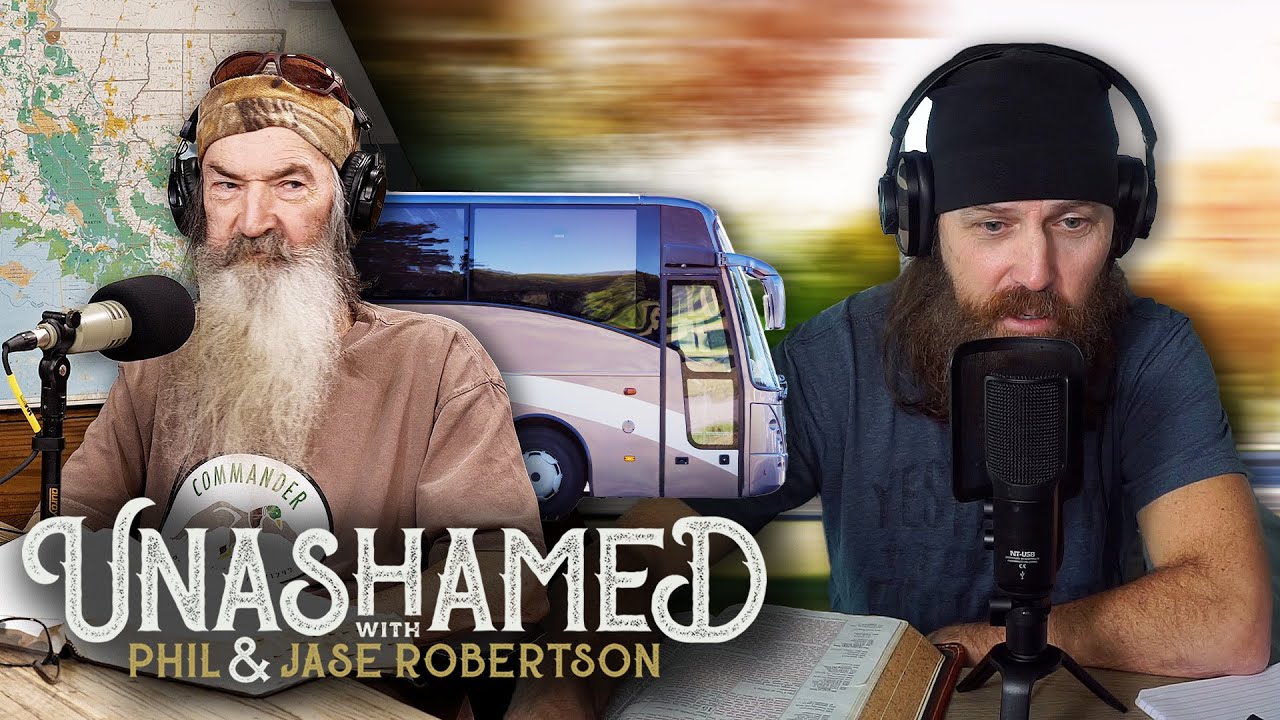 Ep 778 | Jase Gets Thrown Under the Bus HARD & Phil Cracks Everyone Up with His Fashion Choice