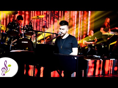 Predrag Slavković - Srećo moja/ Kosa crna, oko plavo (Škola pevanja Super Voice & Pegart Studio)