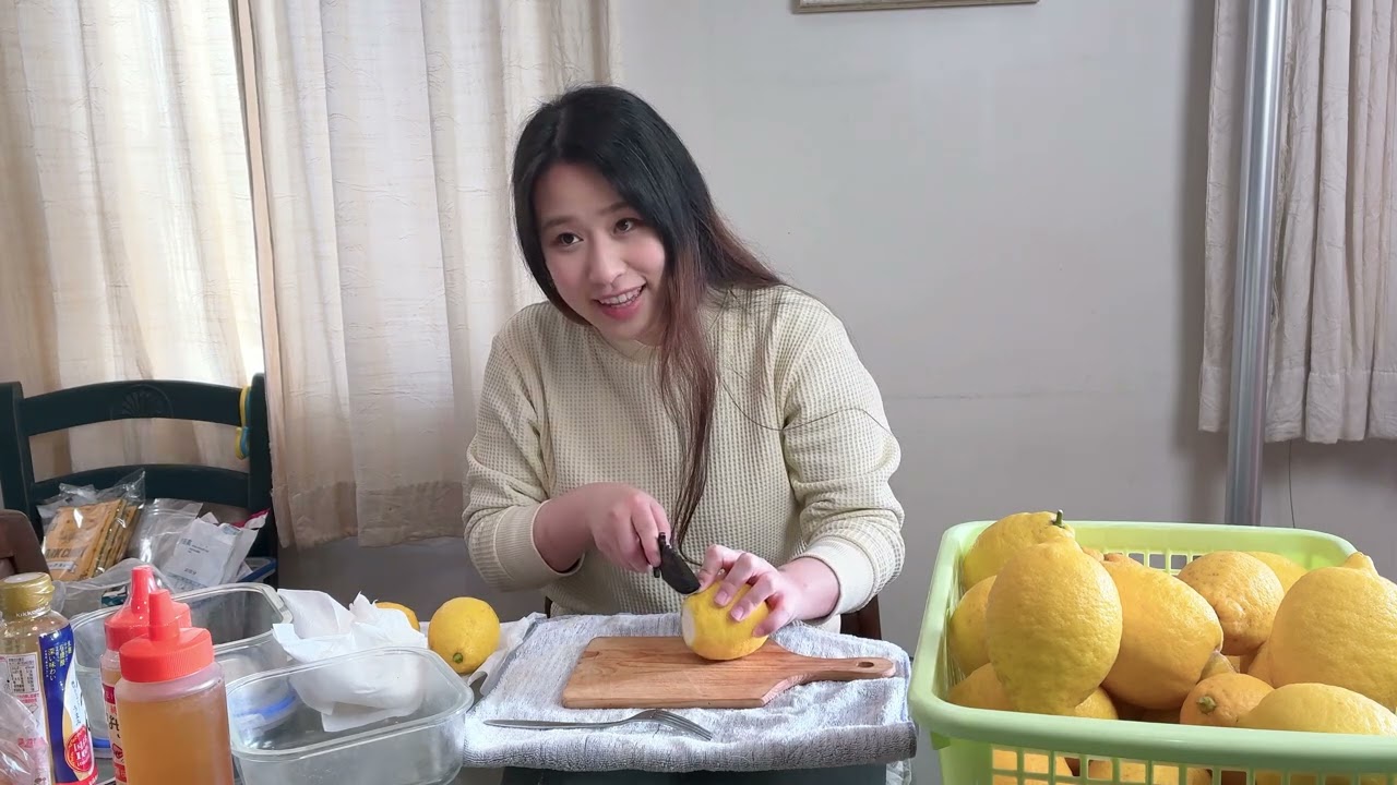 今年も、収穫レモンで はちみつレモンを仕込みます