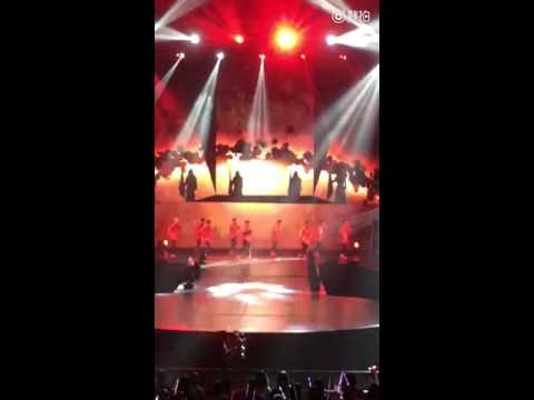 [Fancam] 151007 LAY Birthday Party - I'm LAY
