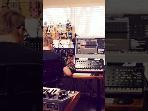 Playing Berlin School ‘70s retro electronica full album performance