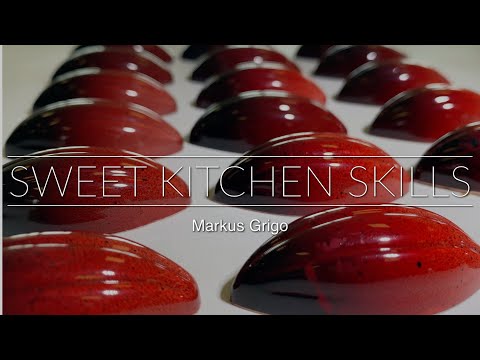 Black and red bonbons