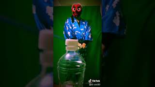 水の呼吸でボトルキャップチャレンジ【TikTok】