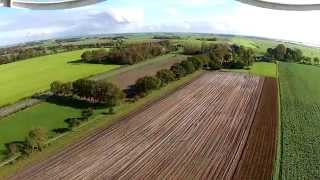 preview picture of video 'DJI Phantom  vliegt boven Sondel'