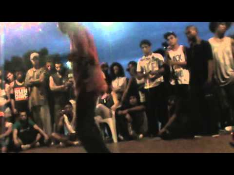 D Ferente - OFK VS UNI - Universal Crew / Street-Love Cypher