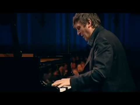 Boris Berezovsky plays Medtner - Piano Sonata in F minor op. 5 (Moscow, 2008)