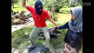 preview picture of video 'XII IPA teater Lutung Kasarung MAN 01 Mukomuko'
