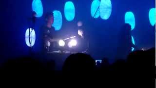 Purity Ring - &quot;Obedear&quot; (Live at Venue, Vancouver, September 7th 2012) HQ