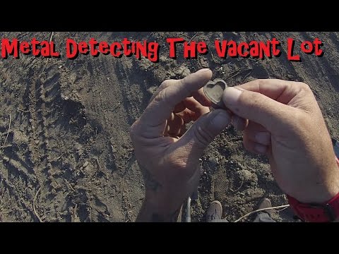 Metal Detecting The Feild & I Turn Up Some More Goods