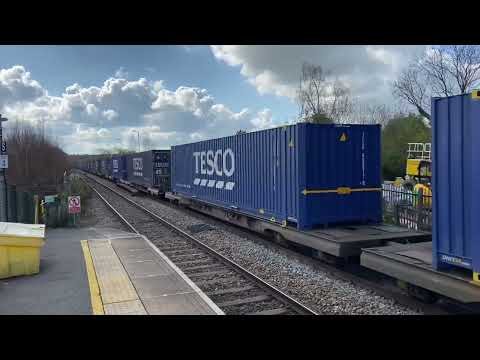 412Q 0639 Daventry Drs (Tesco) to Mossend Euroterminal 88003 Genesis & 68003 Astute at Langley Mill