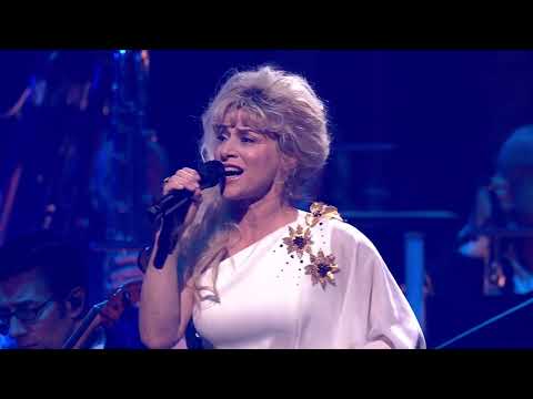 Ellen ten Damme - Skyfall (Avond van de Filmmuziek Ziggo Dome) 2022 - with Metropole Orchestra