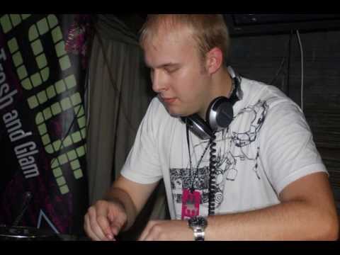 TranceDesigner pres. EnMass feat. Cari Golden - So Please ( Alexander Popov Remix )