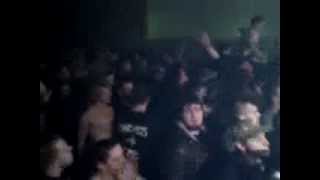 Pogo énorme sur You Can&#39;t Save Me de Black Bomb