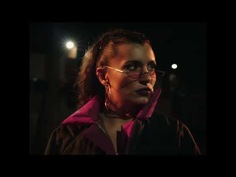 I know that you're watchin' - Camilla Fox (MUSIC VIDEO)