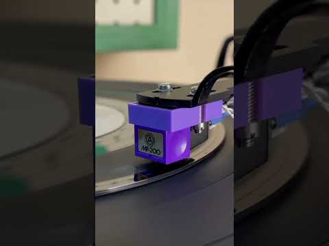 Pure Analog Magic - Dennis Brown Medley # 2🎶