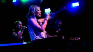 Natasha Bedingfield - Try (Live) - St. Louis, July 9, 2011